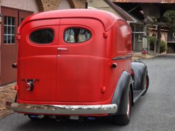 										1946 Chevrolet 3100 Panel Truck full									