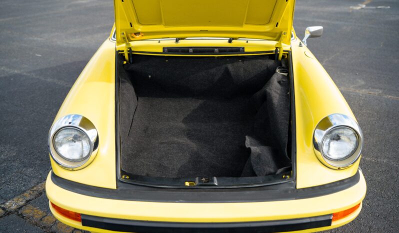 								1974 Porsche 911 Coupe 5-Speed full									