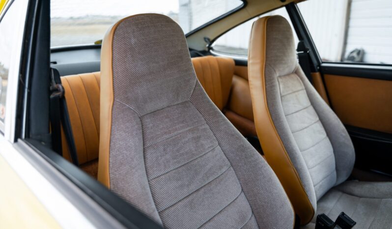 								1974 Porsche 911 Coupe 5-Speed full									