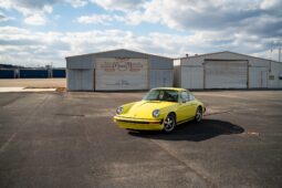 										1974 Porsche 911 Coupe 5-Speed full									