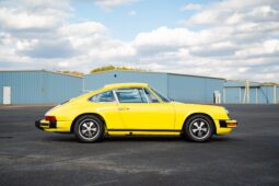 										1974 Porsche 911 Coupe 5-Speed full									