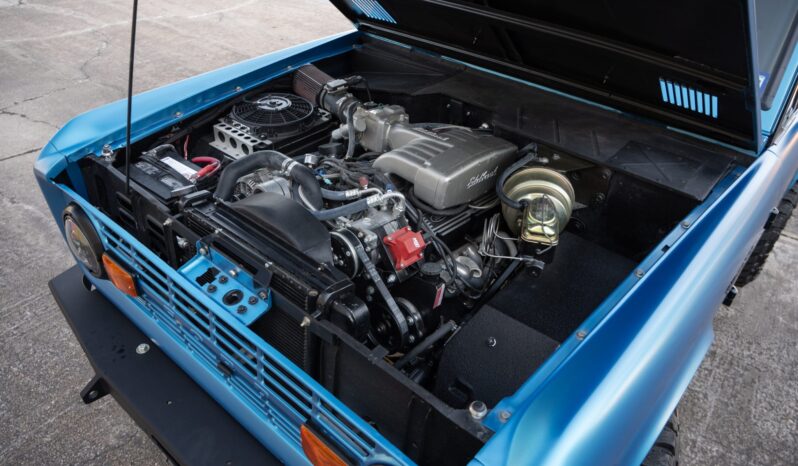 								1974 Ford Bronco 4×4 full									