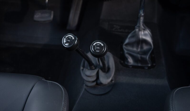 								1974 Ford Bronco 4×4 full									