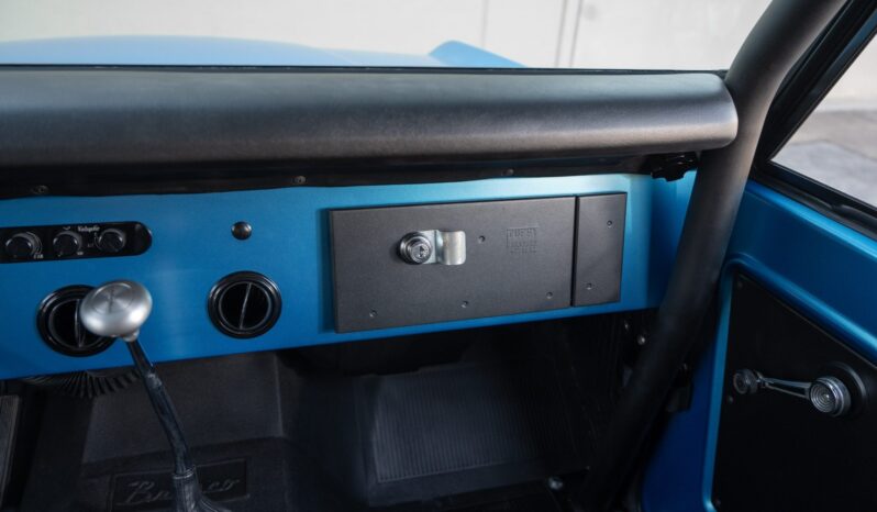 								1974 Ford Bronco 4×4 full									