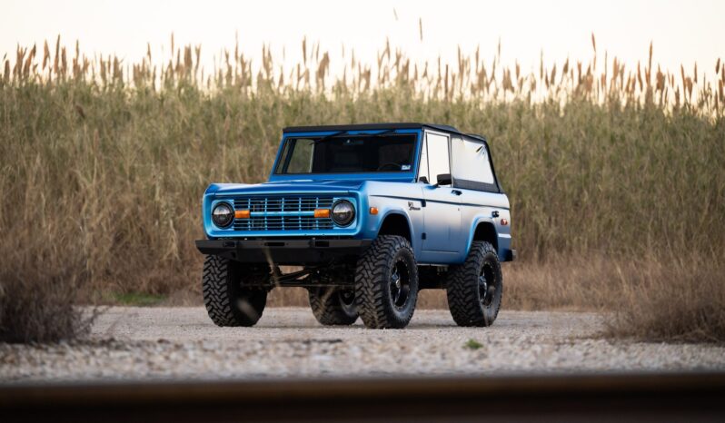 								1974 Ford Bronco 4×4 full									