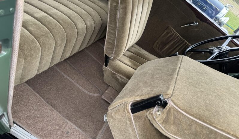 								1931 Ford Model A Victoria 4-Speed full									