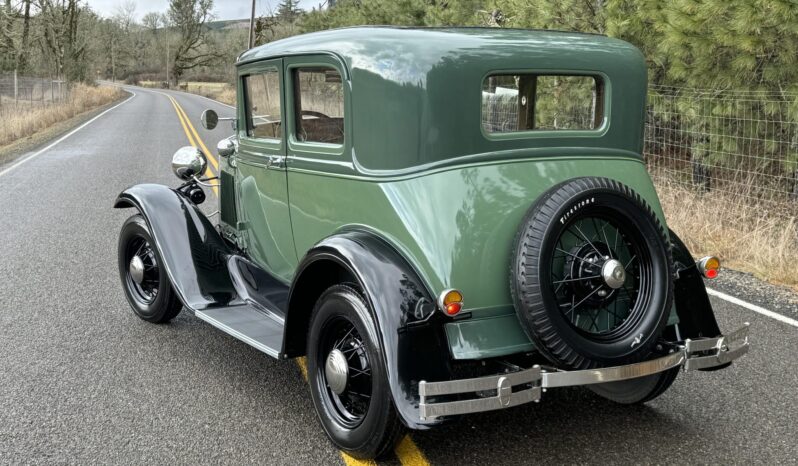 								1931 Ford Model A Victoria 4-Speed full									