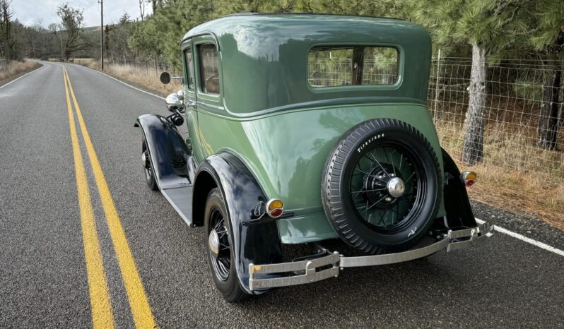 								1931 Ford Model A Victoria 4-Speed full									