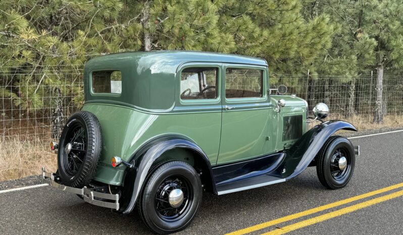 								1931 Ford Model A Victoria 4-Speed full									