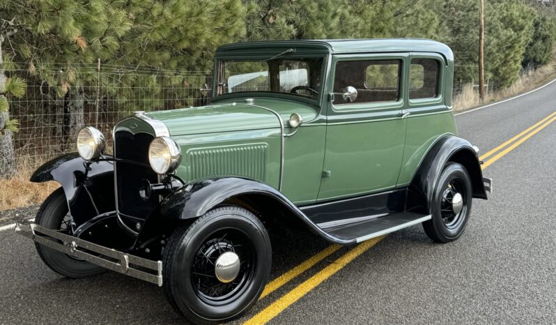 								1931 Ford Model A Victoria 4-Speed full									