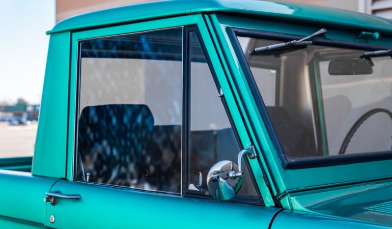 								1966 Ford Bronco Half-Cab Pickup 3-Speed full									