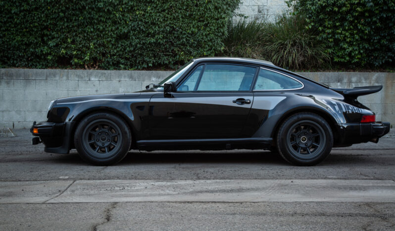 								1977 Porsche 930 Turbo full									