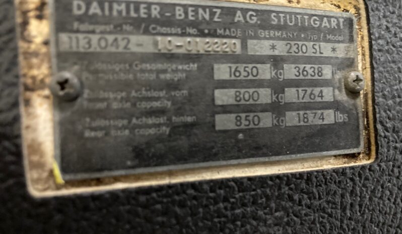 								1965 Mercedes-Benz 230SL 4-Speed full									