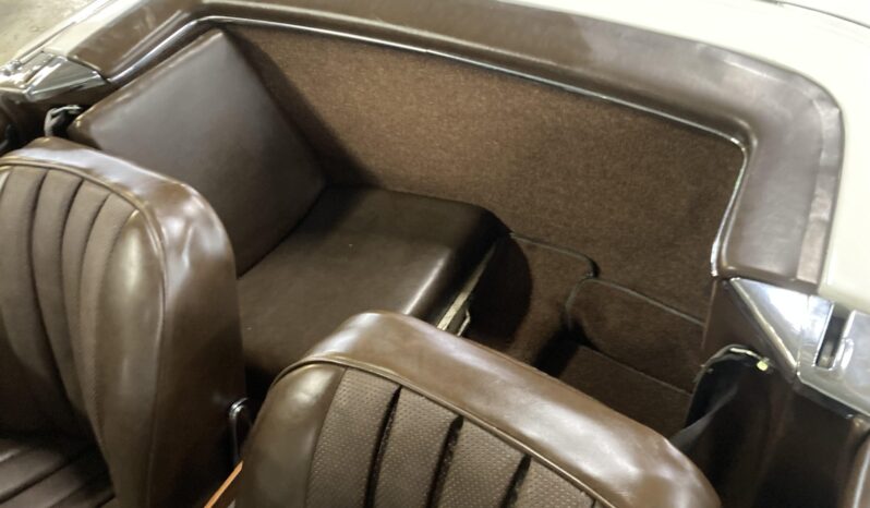 								1965 Mercedes-Benz 230SL 4-Speed full									