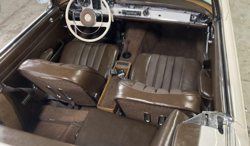 								1965 Mercedes-Benz 230SL 4-Speed full									