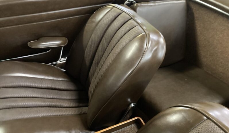 								1965 Mercedes-Benz 230SL 4-Speed full									