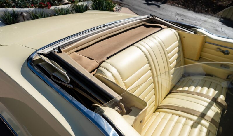 								1967 Oldsmobile Cutlass Supreme 442 Convertible full									