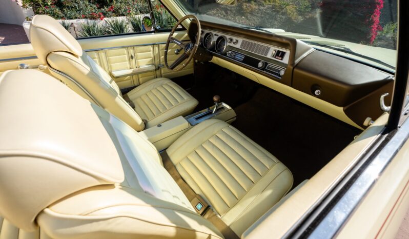 								1967 Oldsmobile Cutlass Supreme 442 Convertible full									