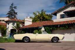 										1967 Oldsmobile Cutlass Supreme 442 Convertible full									
