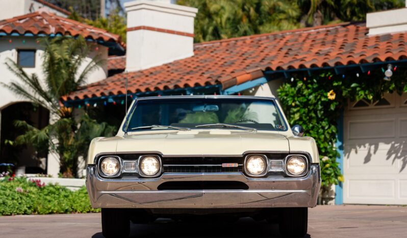 								1967 Oldsmobile Cutlass Supreme 442 Convertible full									