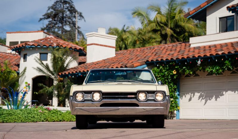								1967 Oldsmobile Cutlass Supreme 442 Convertible full									