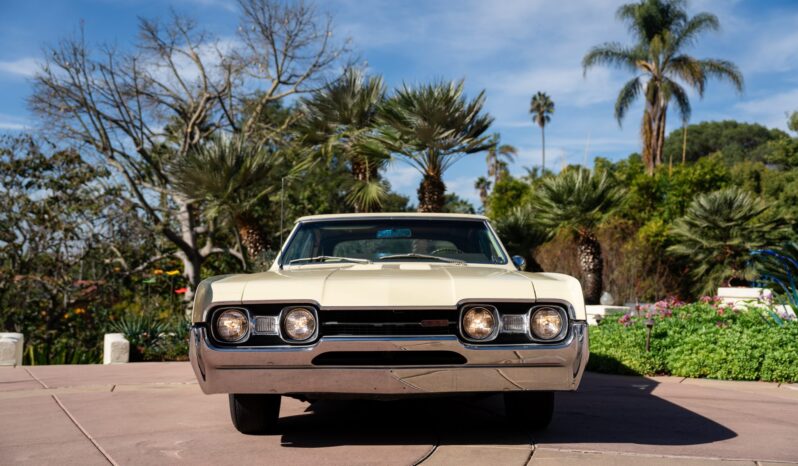								1967 Oldsmobile Cutlass Supreme 442 Convertible full									