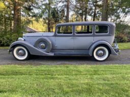 1934 Packard Super Eight Series 1105 7-Passenger Sedan