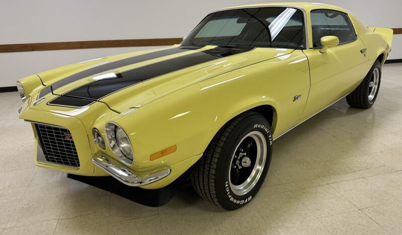 								1973 Chevrolet Camaro Z28 4-Speed full									