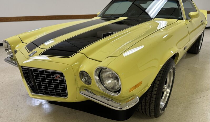 								1973 Chevrolet Camaro Z28 4-Speed full									