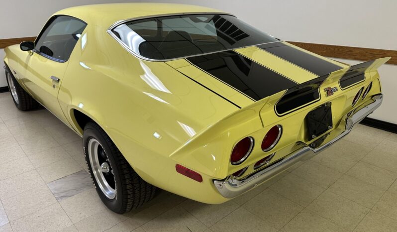 								1973 Chevrolet Camaro Z28 4-Speed full									