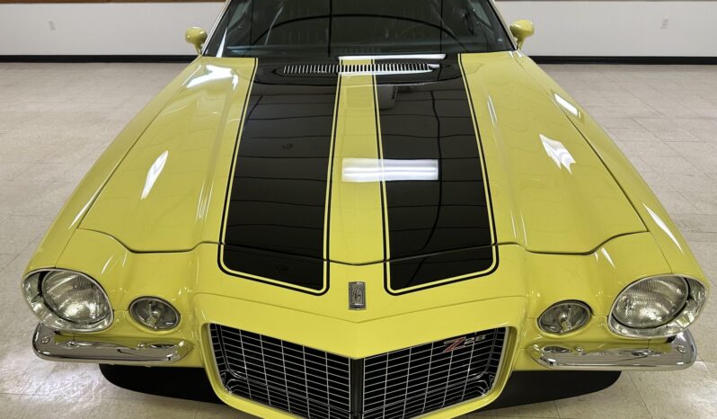 								1973 Chevrolet Camaro Z28 4-Speed full									