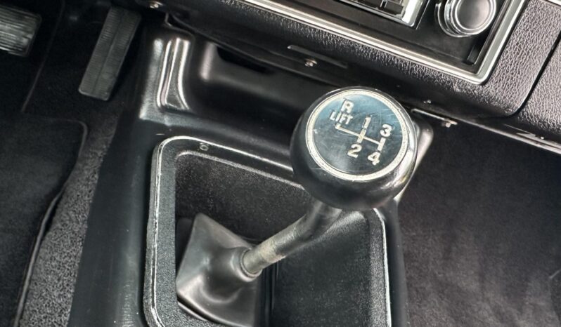 								1973 Chevrolet Camaro Z28 4-Speed full									