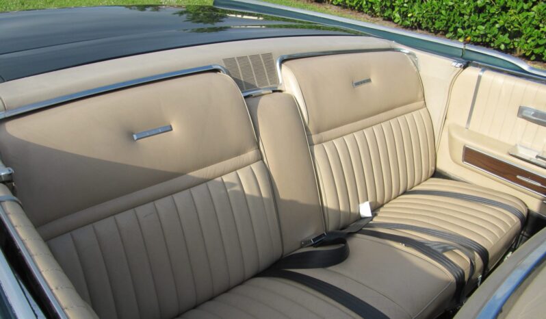 								1965 Lincoln Continental Convertible full									