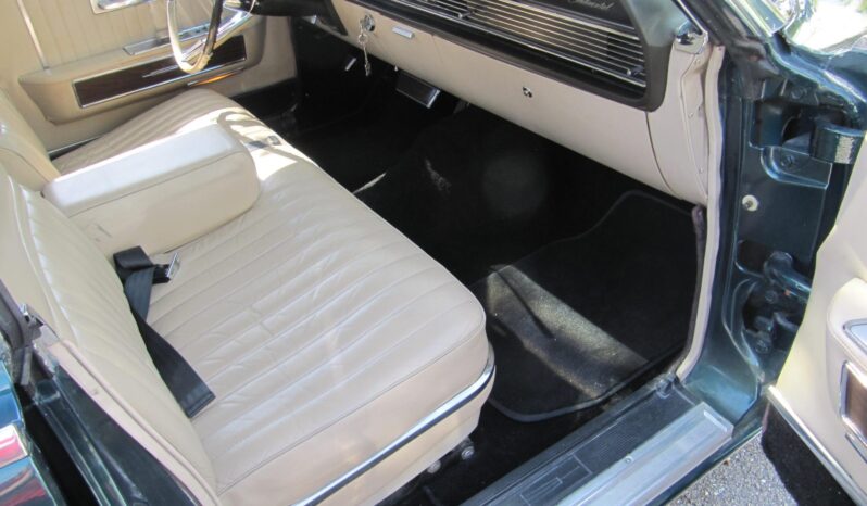 								1965 Lincoln Continental Convertible full									