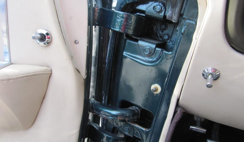 								1965 Lincoln Continental Convertible full									