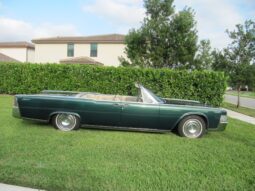 										1965 Lincoln Continental Convertible full									