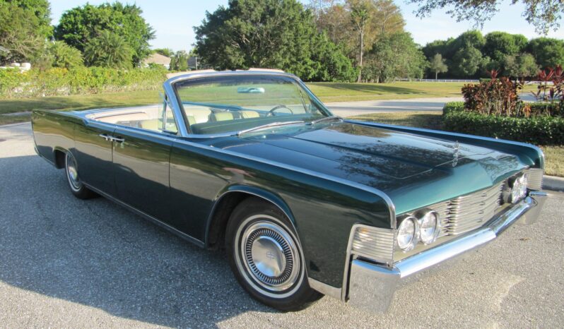 								1965 Lincoln Continental Convertible full									