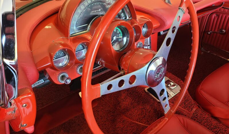 								1962 Chevrolet Corvette 4-Speed full									