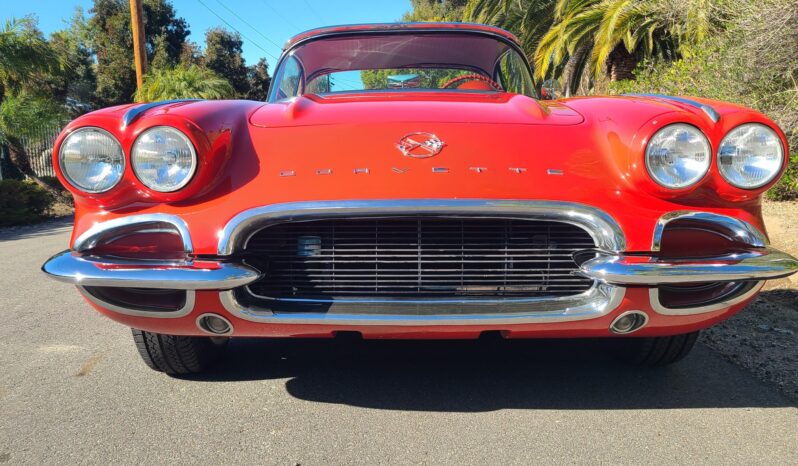 								1962 Chevrolet Corvette 4-Speed full									