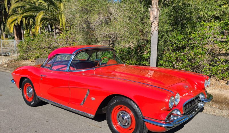 								1962 Chevrolet Corvette 4-Speed full									
