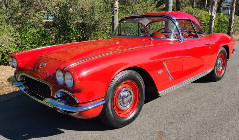								1962 Chevrolet Corvette 4-Speed full									