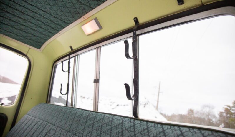 								1976 Ford F-250 Custom 4×4 4-Speed full									