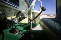 1976 Ford F-250 Custom 4×4 4-Speed