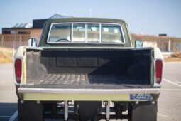 										1976 Ford F-250 Custom 4×4 4-Speed full									