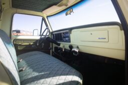 										1976 Ford F-250 Custom 4×4 4-Speed full									