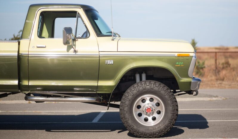 								1976 Ford F-250 Custom 4×4 4-Speed full									