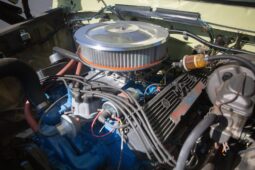 										1976 Ford F-250 Custom 4×4 4-Speed full									