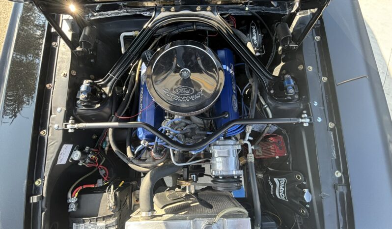 								1966 Ford Mustang Coupe 4-Speed full									