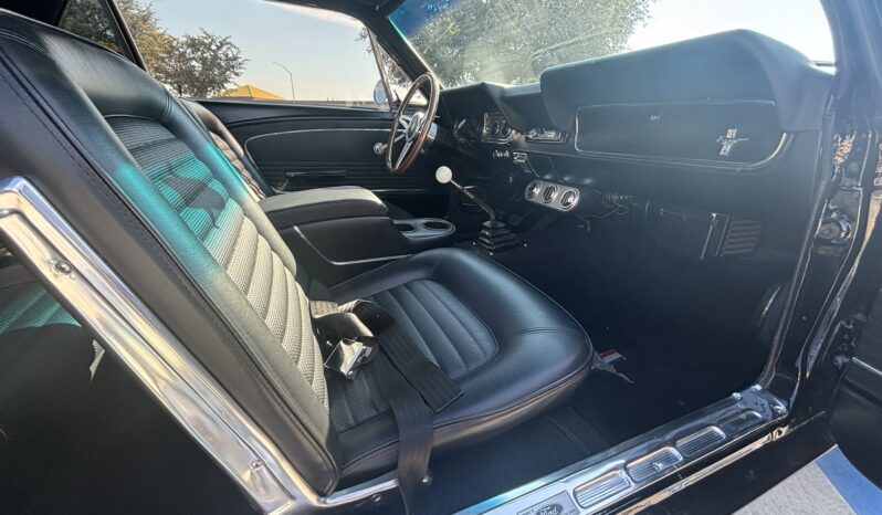 								1966 Ford Mustang Coupe 4-Speed full									