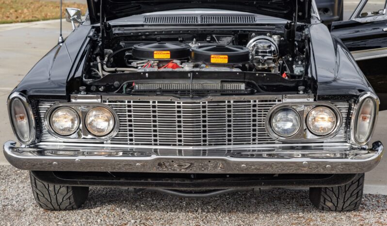 								1963 Plymouth Sport Fury Convertible 4-Speed full									